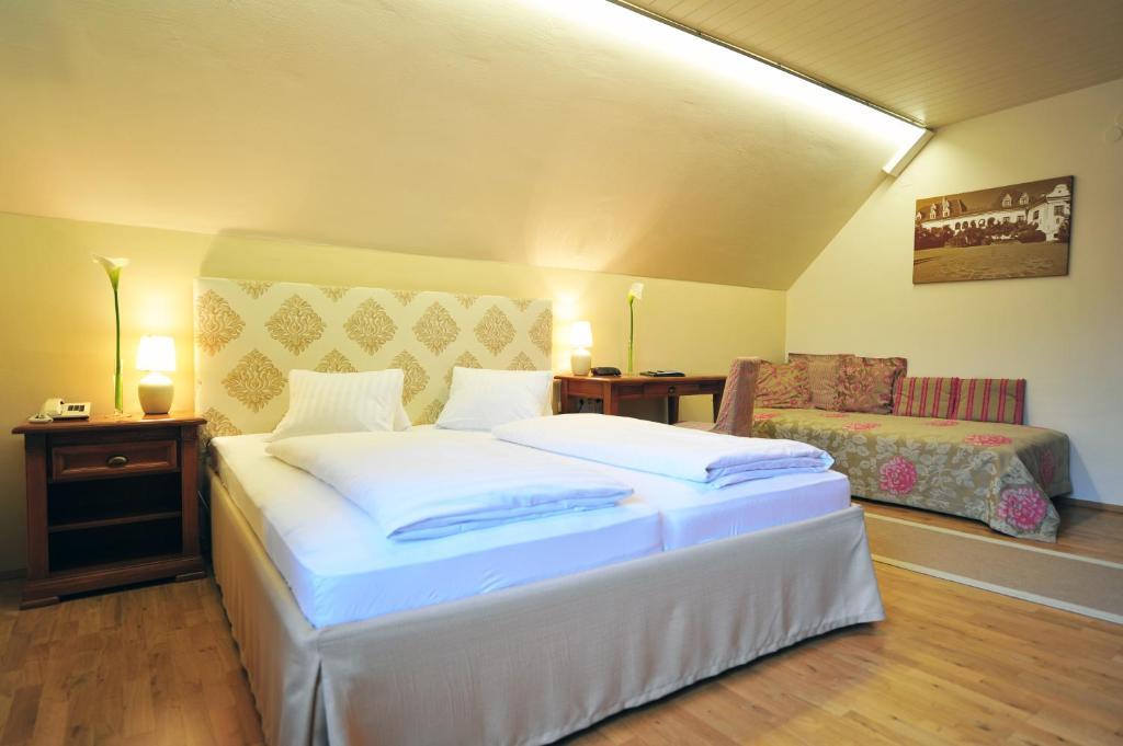 Renaissancehotel Raffelsberger Hof B&B Weissenkirchen in der Wachau Camera foto